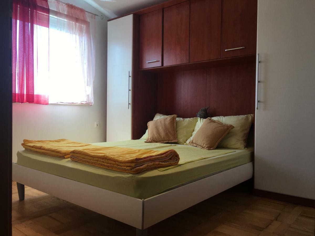Apartmán Dama Obrovac Exteriér fotografie