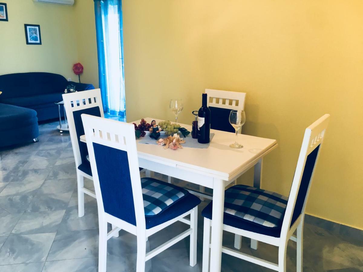 Apartmán Dama Obrovac Exteriér fotografie